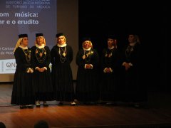 Diálogo(s) com música: entre o popular e o erudito